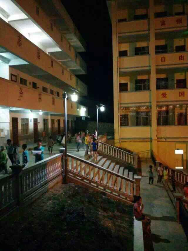 源碼太陽能智慧路燈，太陽能路燈廠家，太陽能路燈價格