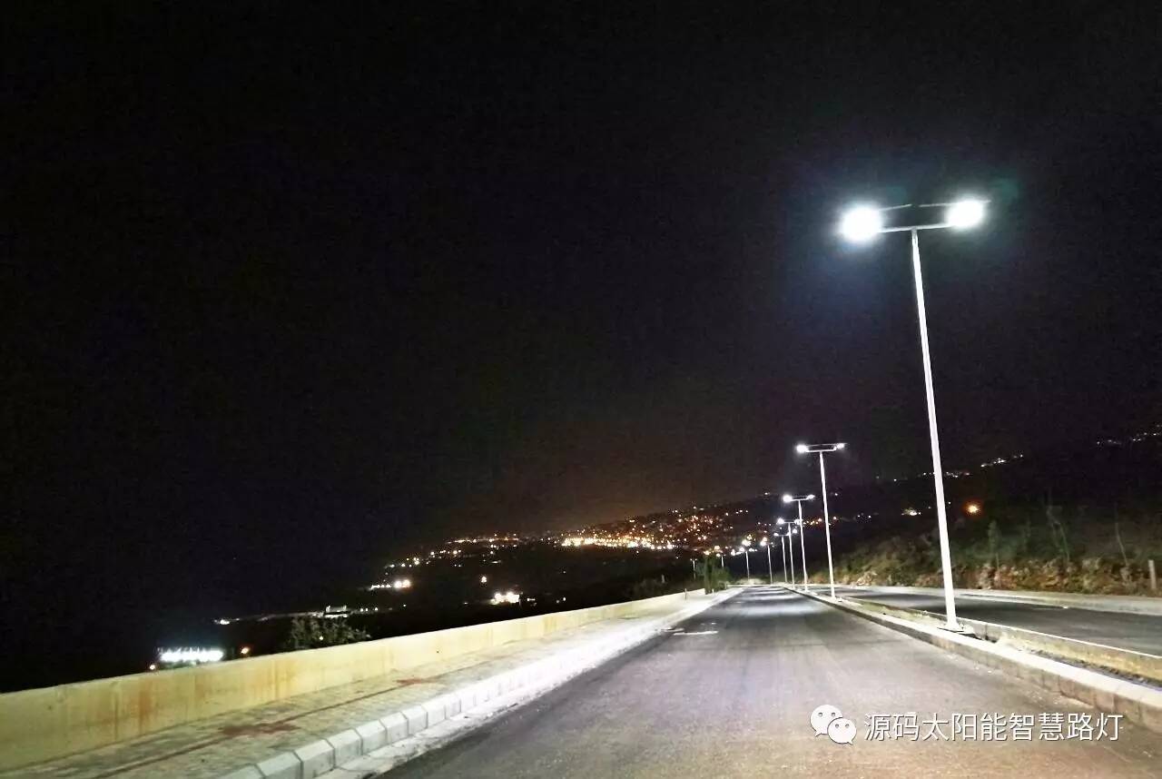 太陽能路燈，太陽能平板燈，光伏產(chǎn)業(yè)，綠色節(jié)能，太陽能路燈廠家