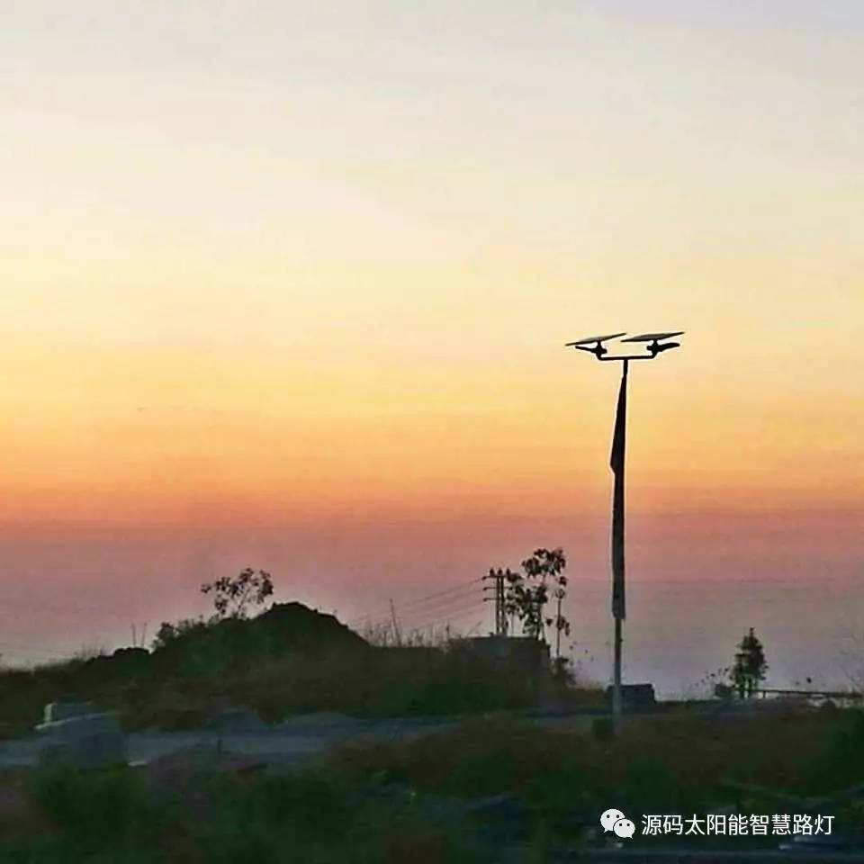 太陽能路燈，太陽能平板燈，光伏產(chǎn)業(yè)，綠色節(jié)能，太陽能路燈廠家